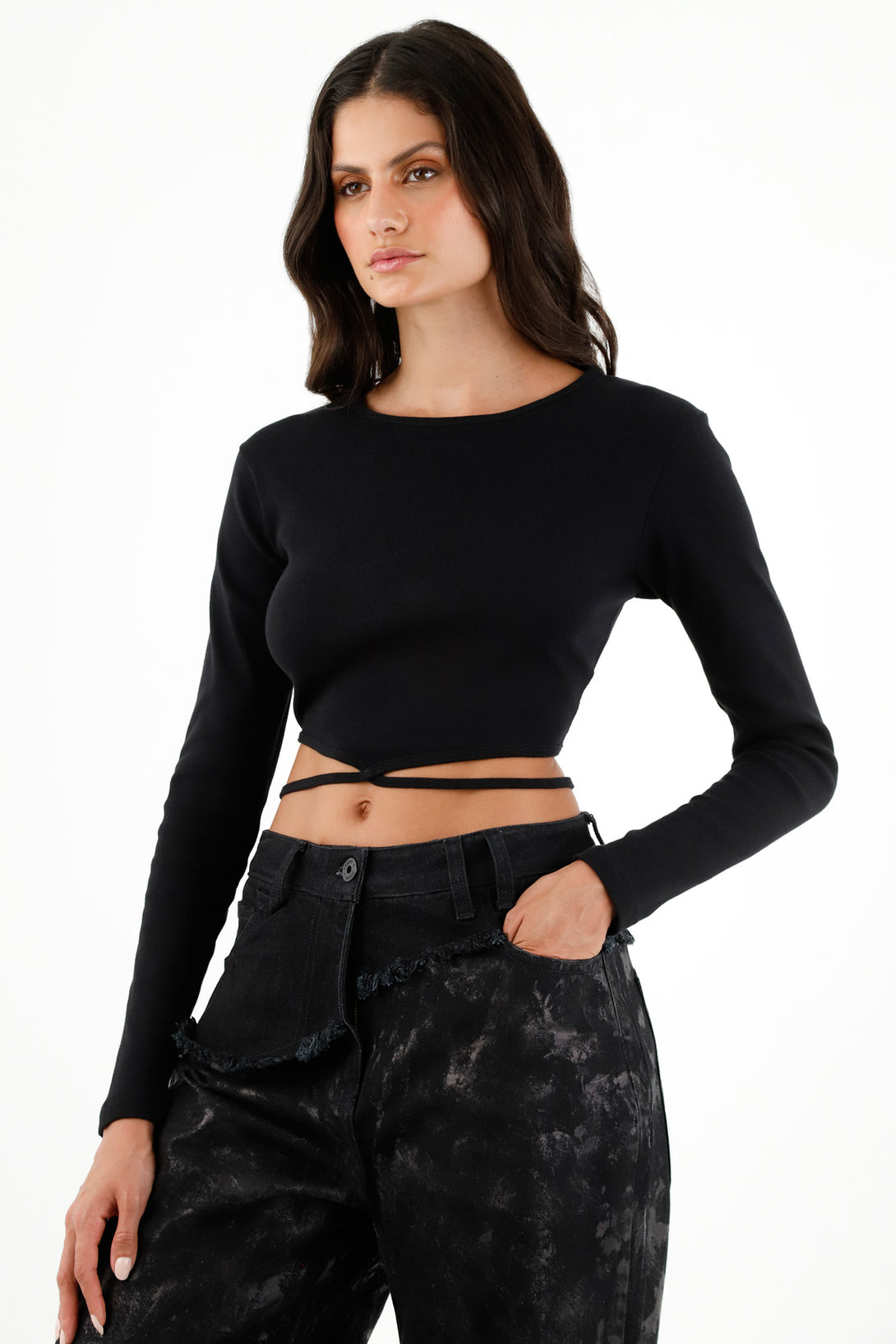 Camiseta negra topo crop para mujer