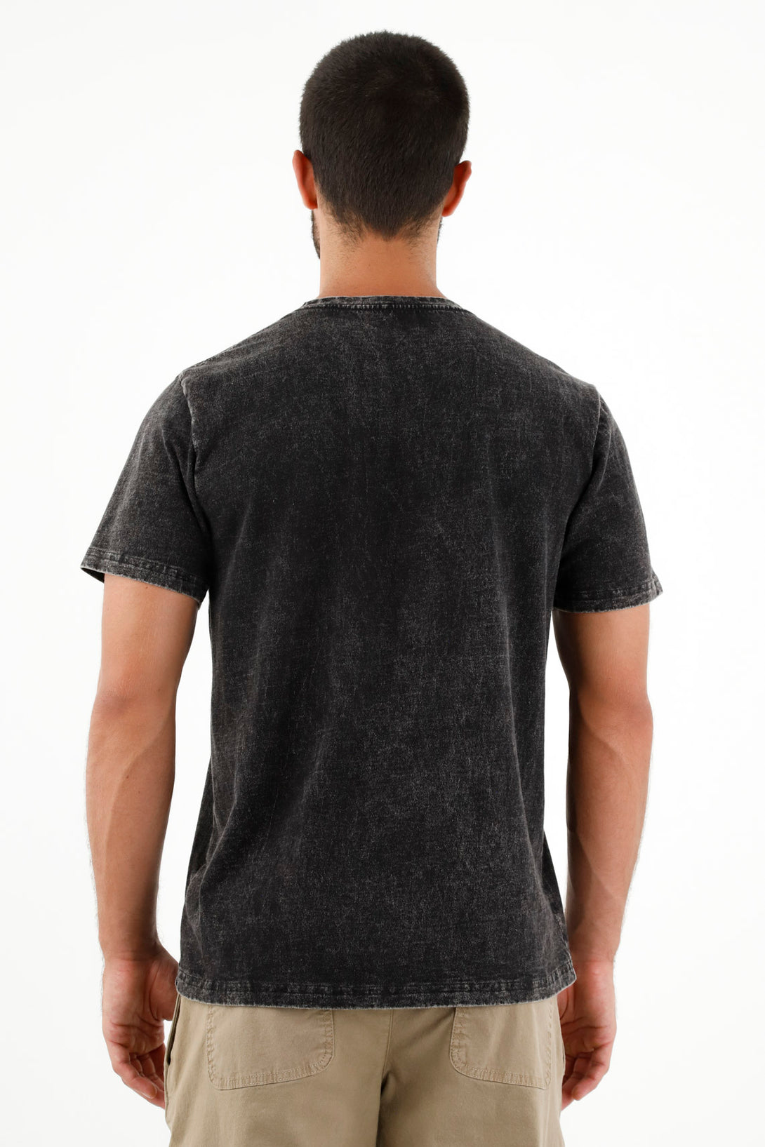 Camiseta negra con teñido overdye para hombre